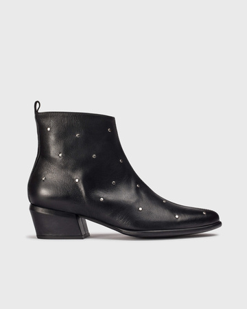 BOTKI WONDERS D-2002 BLACK