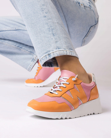 SNEAKERSY WONDERS E-6741 APRICOT R. 38