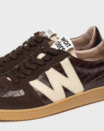 SNEAKERSY WONDERS AP-2002 BROWN