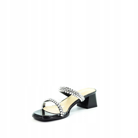 KLAPKI GOE NN2N4261 CZARNY R. 37